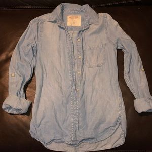 Women’s button down shirt